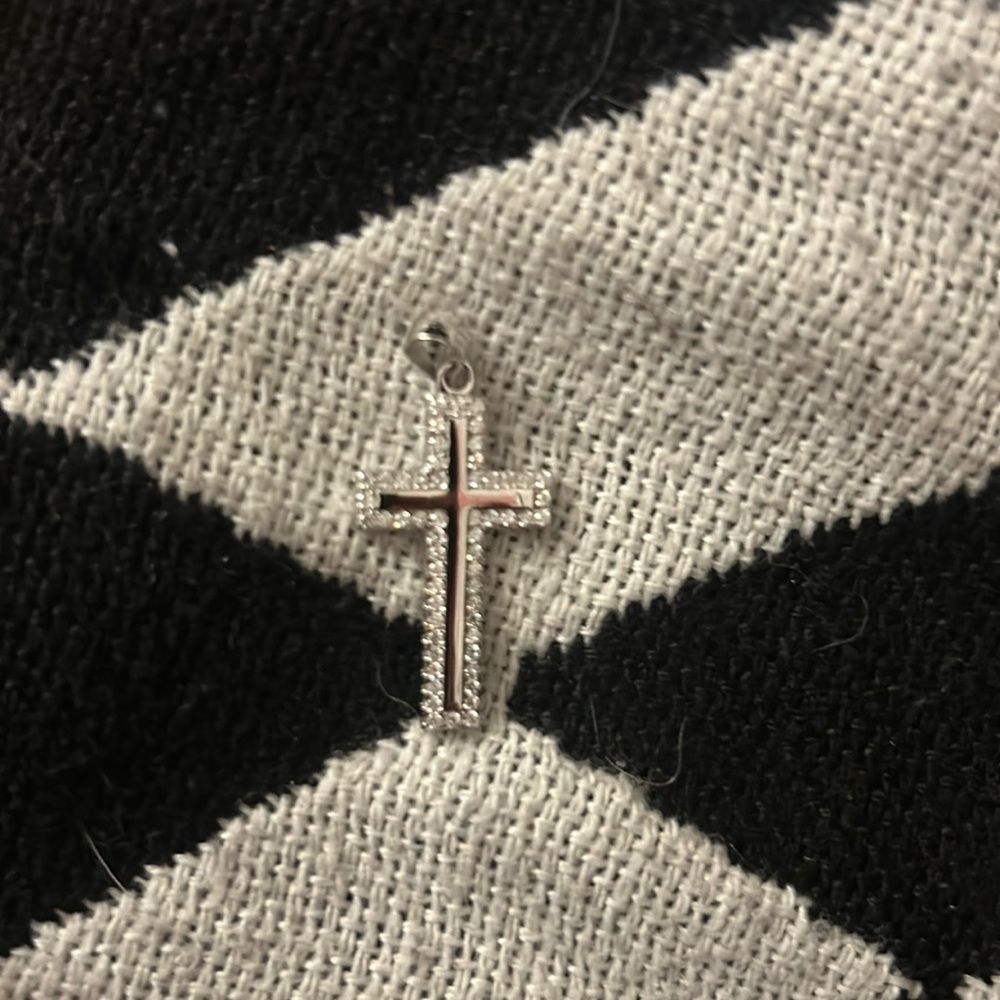 Sterling Silver Cross Moisanite Pendant